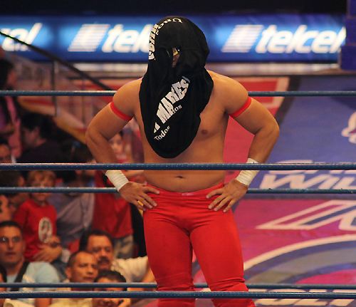 Las máscaras para la persona el cuero fino sensible